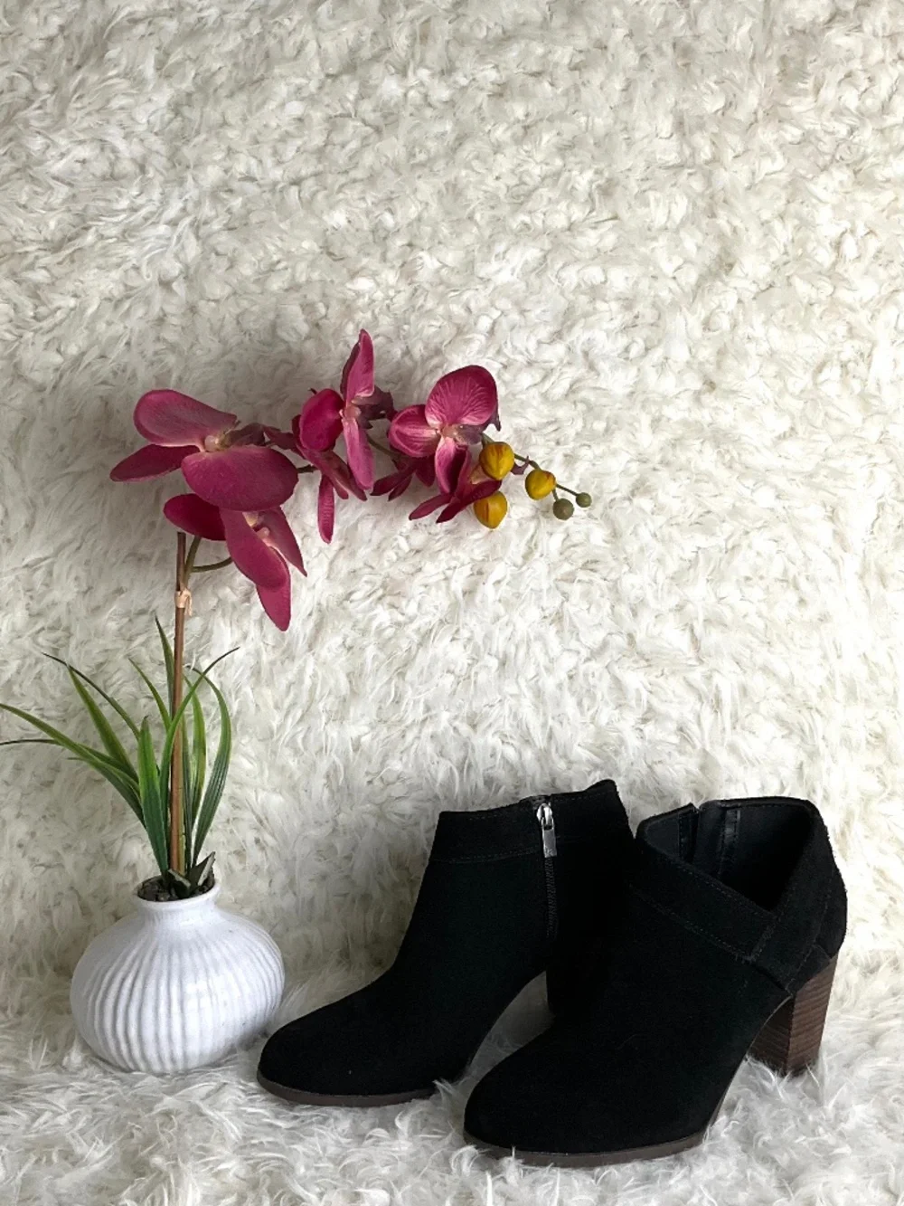 KOOLABURRA BY UGG WOMEN'S BLACK ANKLE BOOTS~SIZE 8!